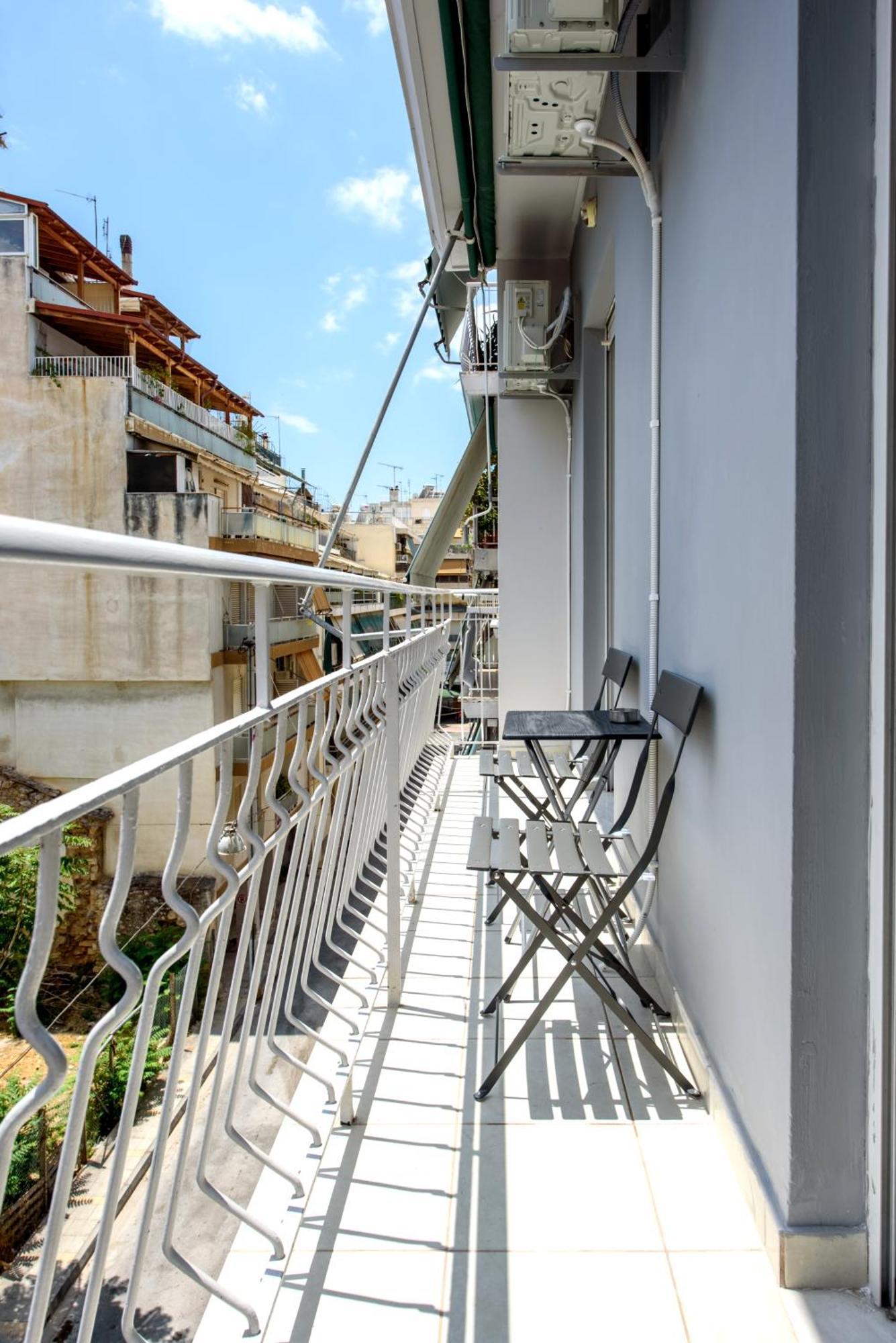 Spacious And Modern One Bedroom Apartment Athens Ngoại thất bức ảnh
